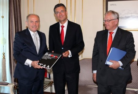 Hollanda Başbakan Yardımcısı Verhagen, Kadir Topbaş'ı Ziyaret Etti