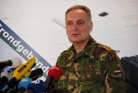 Hollanda savunma bakanı ve genelkurmay başkanı Türkiye'ye geliyor