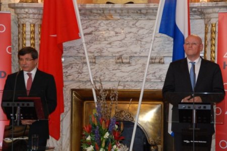 Hollanda Ve Türkiye’den Suriye Muhalefetine Ortak Destek