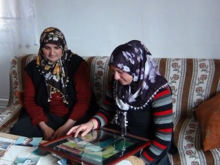 Hollanda’da hapse düşen kocasından, 11 yıldır haber alamıyor