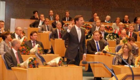 Hollanda’da koalisyon kurma çalışmaları devam ediyor