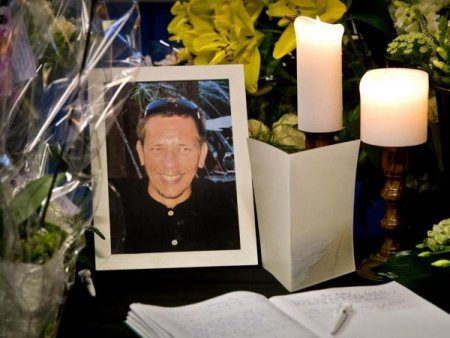 Hollanda'da öldürülen hakem için sessiz yürüyüş