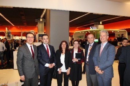 Hollanda'da 'Türkiye'de yatırım şansları' konulu seminer düzenlendi