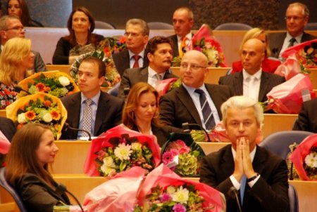 Hollanda’da yeni milletvekilleri iş başı yaptı