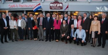 Hollandalı Türk işadamları Türk milletvekillerini ağırladı