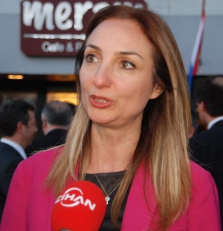 Hollandalı Türk işadamları Türk milletvekillerini ağırladı