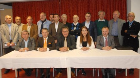 Hollandalı Türkler anadilde eğitim için hukuk mücadelesi başlattı