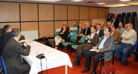 Hollandalı Türkler anadilde eğitim için hukuk mücadelesi başlattı