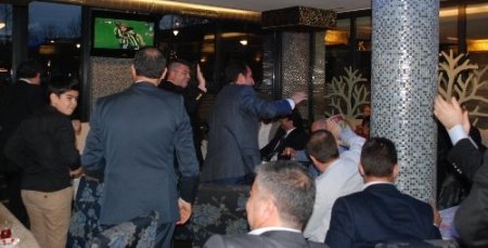 Hollandalı Türkler Fenerbahçe'nin elenmesine üzüldü