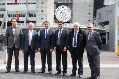 Hollandalı Türkler Fenerbahçe'yi 15 Mayıs'ta Amsterdam'a bekliyor (Özel)