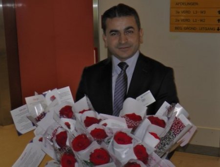 Hollandalı Türkler huzurevindeki anneleri ziyaret etti