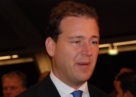 Hollanda'ya yeni gelenlere 'ülkeye katılım sözleşmesi' uygulaması