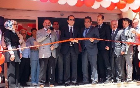 Hopa Devlet Hastanesi Yoğun Bakım Ünitesi hizmete açıldı