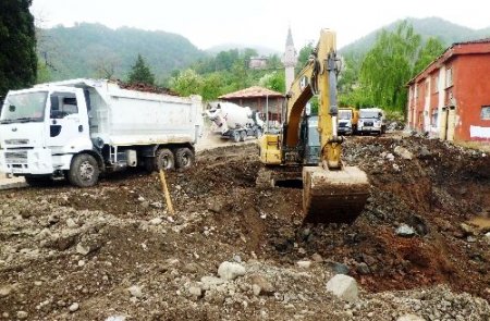 Hopa'da imam hatip lisesinin yapımına başlandı