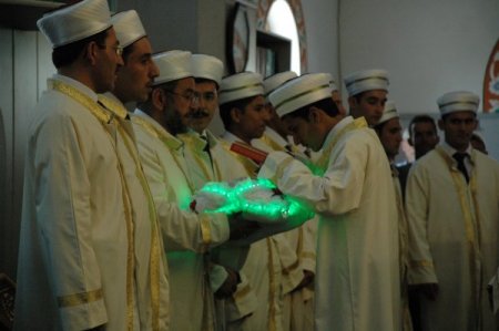 Hoşgör Kur'an Kursu Hafızlık Bölümü’nden Mezun 38 Hafız Belge Aldı