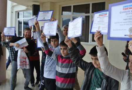 Hoşgörü’de yarıyıl İngilizce pratik eğitimi sona erdi