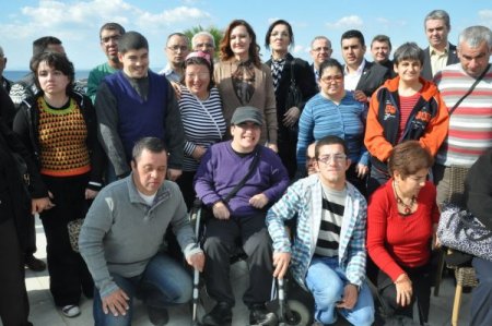 Hotar'dan mağdur olan engellilere destek