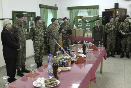 Hristofyas: Türkiye'nin Kıbrıs'ta kök salmasını engelemeliyiz