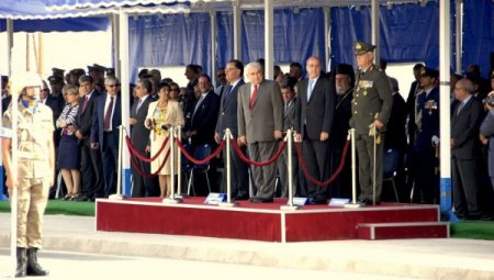 Hristofyas'tan Troyka heyetine uzlaşı çağrısı