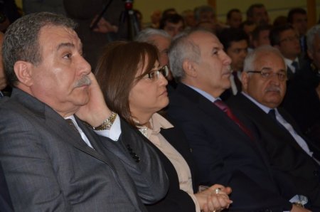 'Hükümet şehit ve gazilerin hatıralarına halel getirecek yaklaşımda olmaz'