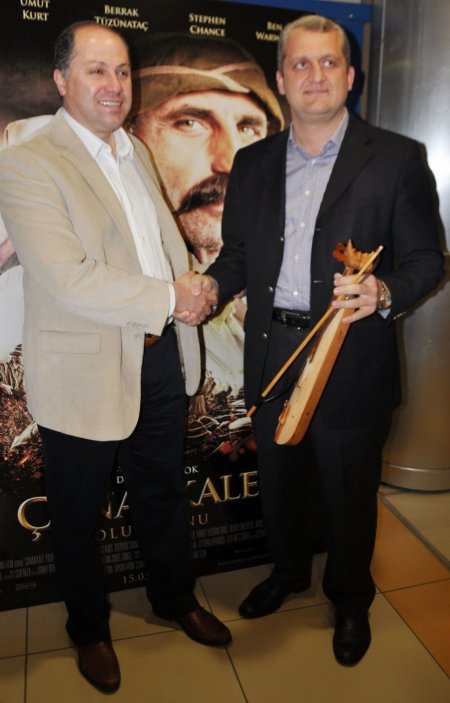 Hükümlüler sinemada film izledi