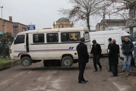 Hurda araçlar toplanıyor