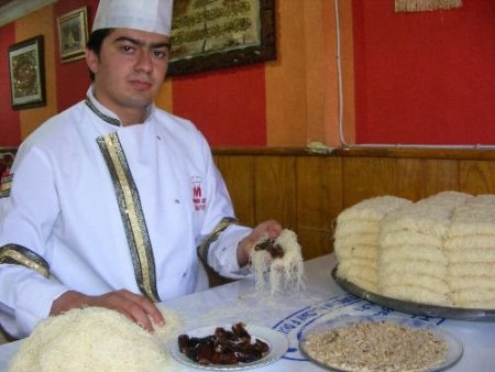 Hurma, Kadayıf Dolmasına Farklı Lezzet Kattı