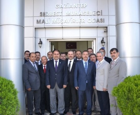 HÜRSİAD üyeleri, Muhasebeciler ve Mali Müşavirler Odası’nı ziyaret etti