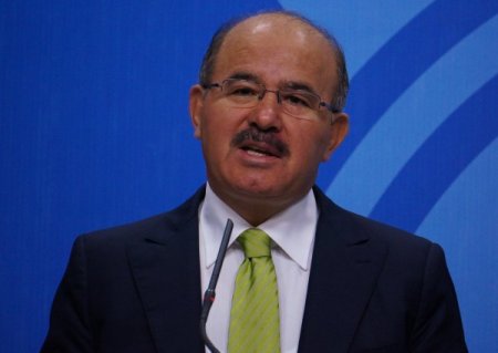 Hüseyin Çelik: Davutoğlu’nun zekasının zekatı Kılıçdaroğlu’na bir ömür yeter
