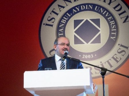 Hüseyin Çelik: YÖK, üniversite kurmaya çalışanları tehdit ediyordu