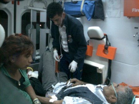 Husumet yüzünden çıkan kavgada baba ile 2 çocuğu yaralandı