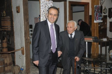 Huzur Sarayı sakinleri İnegöl'ü gezdi