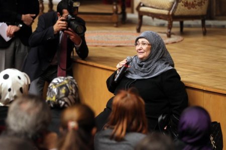 'Huzur Sokağı' tiyatro sahnesinde