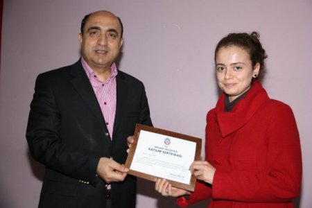 Huzurlu aile mutlu evlilik okulunda 80 kursiyere sertifika verildi