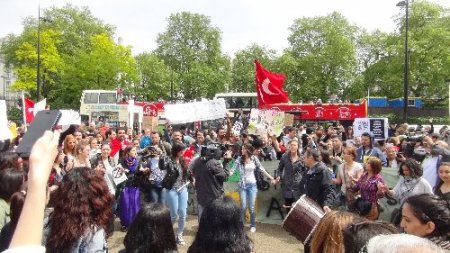 Hyde Park'ta Taksim protestosu