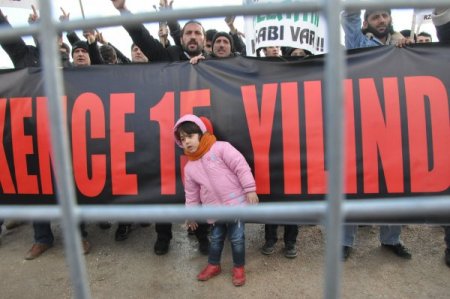 İBDA-C'lilerden çocuk provokasyonu