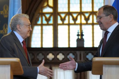 İbrahimi Moskova’da konuştu: Suriye’de kardeş kardeşi vuruyor