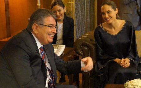 İçişleri Bakanı Şahin, Angelina Jolie’yi kabul etti