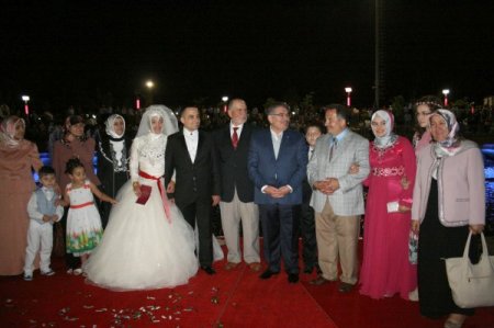 İçişleri Bakanı Şahin, Yeğeninin Nikah Şahitliğini Yaptı