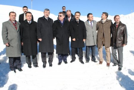 İçişleri Bakanı Şahin, yeni yıla Hakkari'de girdi