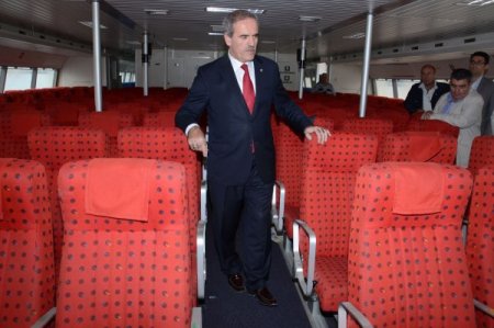 İDO’nun rakibi Hüdavendigar suya indi