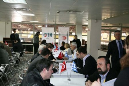 If Wedding Fashion, Gelinlikçilerin Yüzünü Güldürdü