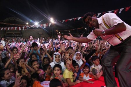 İftar Sofrasında Çocuk Bereketi