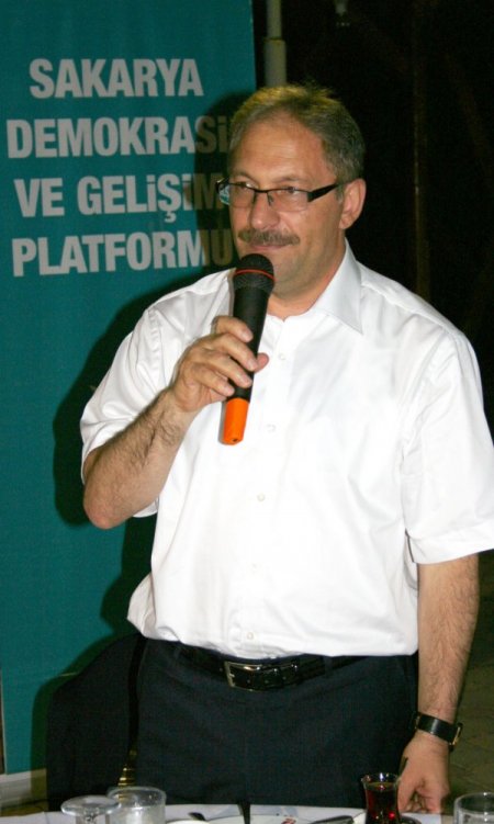 'İftar Sofrasında Sadece Yemek Yemiyoruz, Birliğimizi De Pekiştiriyoruz'