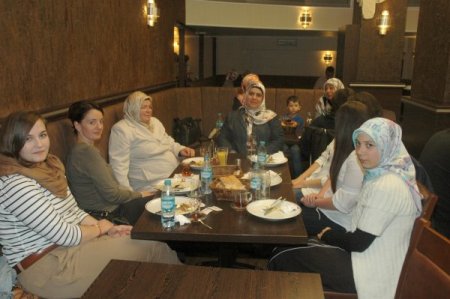 İftarlardan Son Sahur Programları Da Almanya’da Gelenekselleşiyor