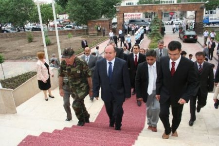 Iğdır Valisi Amir Çiçek Göreve Başladı
