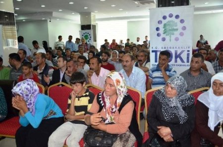 Iğdır'da 224 sosyal konut çekilişle sahibini buldu