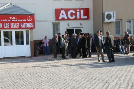 Iğdır'da bunalıma giren baba, eşini ve çocuğunu öldürdükten sonra intihar etti