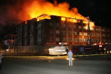 Iğdır'da meydana gelen yangın, paniğe neden oldu