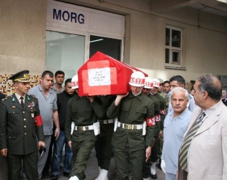 Iğdır'da şehit olan askerlerin cenazeleri memleketlerine gönderildi